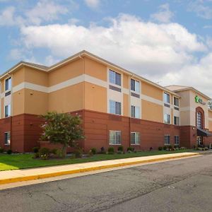 Mainstay Suites Chantilly Exterior photo