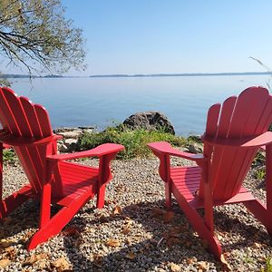 Unique Waterfront House With Private Beach Vila Gananoque Exterior photo