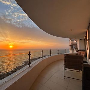 Departamento con hermosa terraza y vista panorámica al Mar 2D2B Iquique Exterior photo