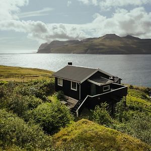 Cottage With Stunning View Of The Sea And Islands. Leynar Exterior photo