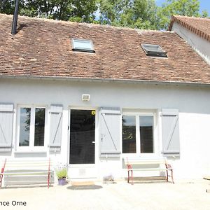 Maison Calme Avec Jardin Clos, Proche Alencon - 3 Chambres, Equipements Complets, Animaux Acceptes - Fr-1-497-162 Ecouves Exterior photo