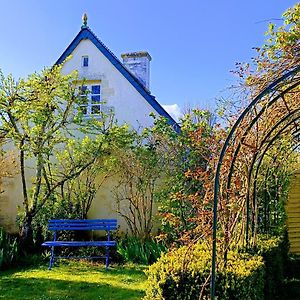 Charmant Logement Dans Un Ecrin De Verdure Apartamento Le Manoir  Exterior photo