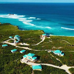 Dragon Cay Resort Mudjin Harbour Conch Bar Exterior photo