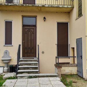 Scarpone Apartamento Pavia Exterior photo