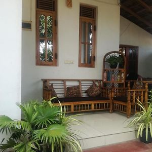 20 House Villa Baía de Arugam Exterior photo