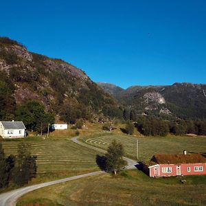 Fossane Gard Vila Hjelmeland Exterior photo