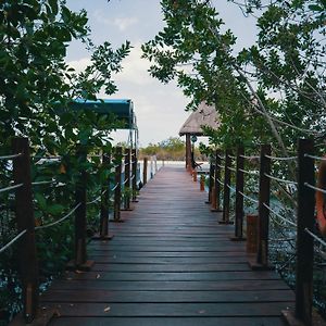 Bluebayou Bacalar Hotel Exterior photo