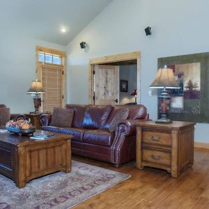 Sage Escape Cabin With Hot Tub At Brasada Ranch Apartamento Alfalfa Exterior photo