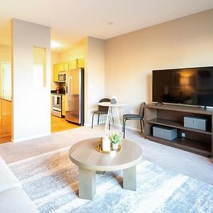 Landing Modern Apartment With Amazing Amenities Saint Paul Exterior photo