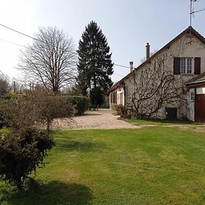 Belle Maison De Campagne Confortable 17 Couchages Apartamento La Bazoche-Gouet Exterior photo