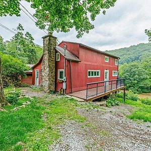 Pet Friendly Creekside Cabin At Darlington Vila Ligonier Exterior photo