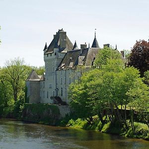 Chateau De La Tour En Brenne Acomodação com café da manhã Rivarennes  Exterior photo