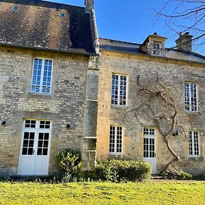 Gite In The Heart Of A Chateau Audrieu Normandy Vila Exterior photo