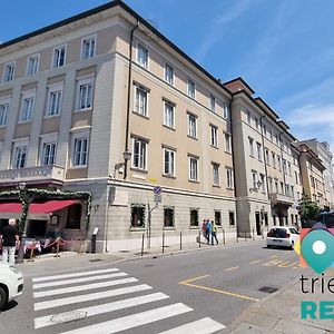 Locanda Al Volo Tommaseo Hotel Trieste Exterior photo