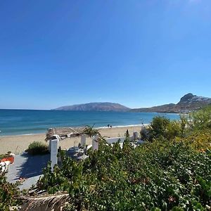 Charming Seafront Studio Skyros Seaside Serenade Hotel Exterior photo