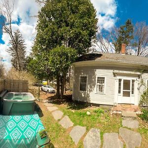 Long Mountain Suite W/Hot Tub Amherst Exterior photo