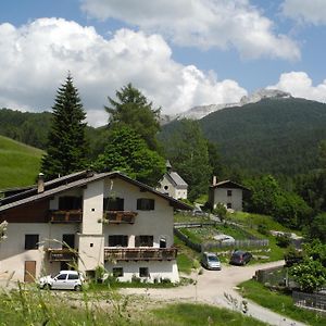 Thomaserhof Apartment Agriturismo Redagno Exterior photo