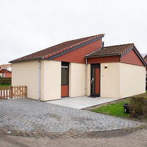 Luxury Bungalow For 6 People Zevenhuizen  Exterior photo