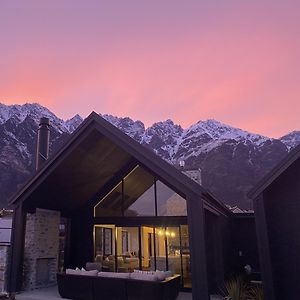 Luxury Alpine Retreat With A Hot Tub Vila Frankton Wharf Exterior photo