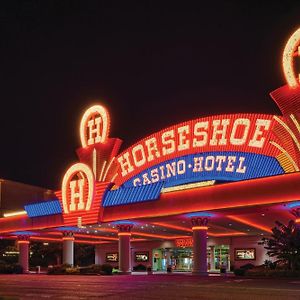 Horseshoe Tunica Casino & Hotel Robinsonville Exterior photo