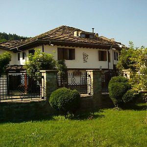 Art - M Gallery Hotel Tryavna Exterior photo