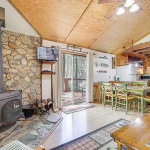 Creekside Whittier Cabin With Fire Pit Near Hiking! Vila Exterior photo