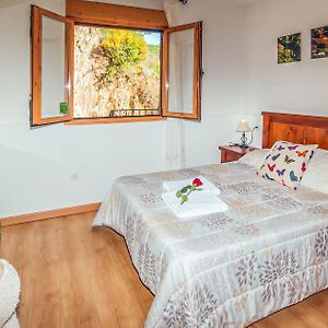 1 Bedroom Gorgeous Apartment In La Omauela La Omañuela Exterior photo