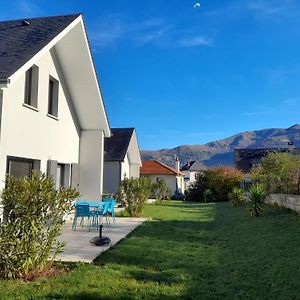 Gite Les Lys Fleurs Des Pyrenees Vila Argelès-Gazost Exterior photo