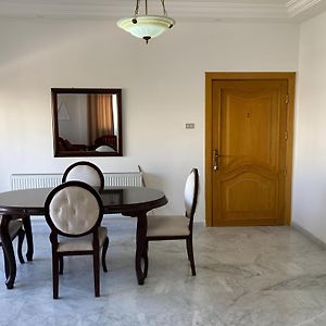 Furnished Family Apartment In Dahyet Al-Rasheed With Free Parking Amã Exterior photo