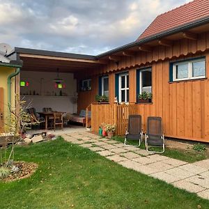 Ferienhaus Mit Garten In Thermennahe Strebersdorf Exterior photo