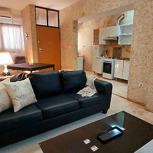 Moody & Cozy 1Br In City Center Apartamento Luanda Exterior photo