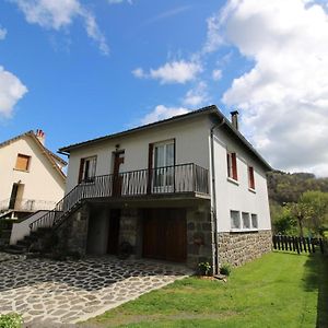 Location De Gite En Auvergne: Confort, Activites Nature Et Proximite Sites Historiques - Fr-1-742-544 Vila Saint-Martin-Valmeroux Exterior photo