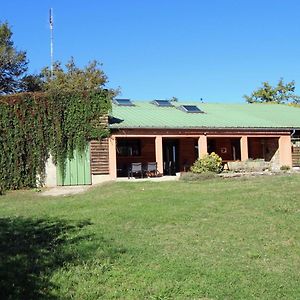 Gite Montbrugnaud: "Les Trois Chenes" Vila Mailhac-sur-Benaize Exterior photo