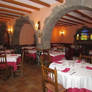 San Glorio Casa de hóspedes Llánaves de la Reina Restaurant photo