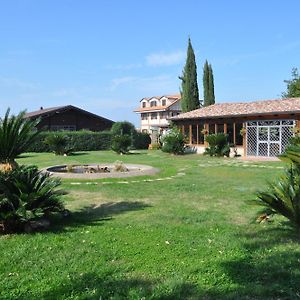 Agriturismo La Colombaia Vila Capua Exterior photo