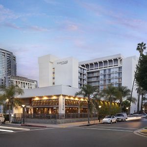 Courtyard By Marriott Long Beach Downtown Exterior photo