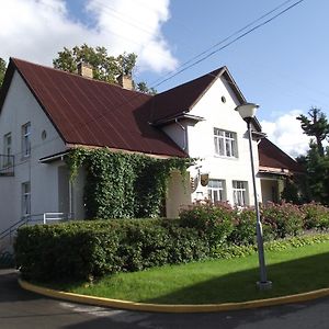 Kalna Ligzda Hotel Smiltene Exterior photo