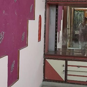 Sree Satya Nivas Opp. Sbi Srinagar Vizag Apartamento Visakhapatnam Exterior photo