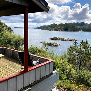 Bergen/Sotra:Waterfront Cabin Vila Haganes Exterior photo