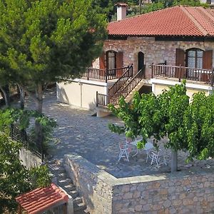 Nerotrivia Stone House Vila Exterior photo