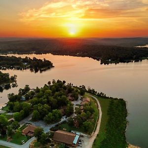 Crown Lake Resort & Rv Horseshoe Bend Exterior photo