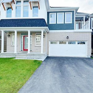 Beautiful Entire Basement With Netflix Apartamento Ottawa Exterior photo