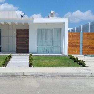 Casa En Punta Blanca: Radisson Blu Residences Exterior photo