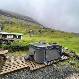 Turf House In Saksun With Panoramic View Vila Exterior photo