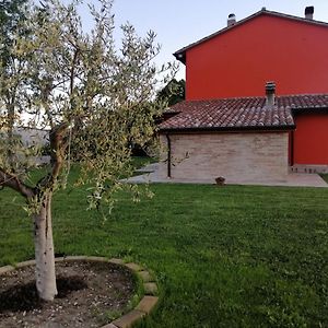 A Casa Di Matisse - Appartamento Vacanze Urbino Exterior photo