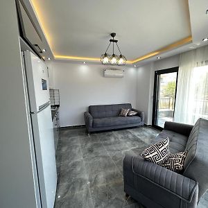 Cennet Koy Aile Apart Apartamento Didim Exterior photo