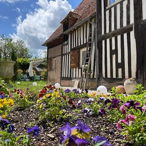 Le Douet Fleury - Gite De Jardin Livarot-Pays-d'Auge Exterior photo