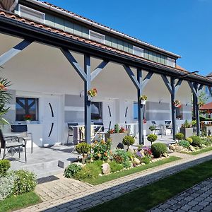 Hajnalka vendégház Hotel Bük Exterior photo