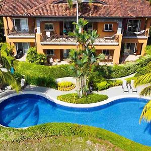 Near Marina Luxury Condo With Pool, Gym, Gold And More Playa Herradura  Exterior photo