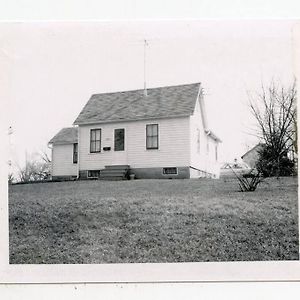 Creekside Cottage Owatonna Exterior photo